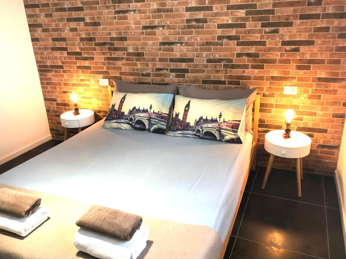 Appartement Blaxej, Nel Cuore Di Verona, Moderno Ed Elegante, 4 Posti Letto, Wi-Fi, Self Check In Extérieur photo