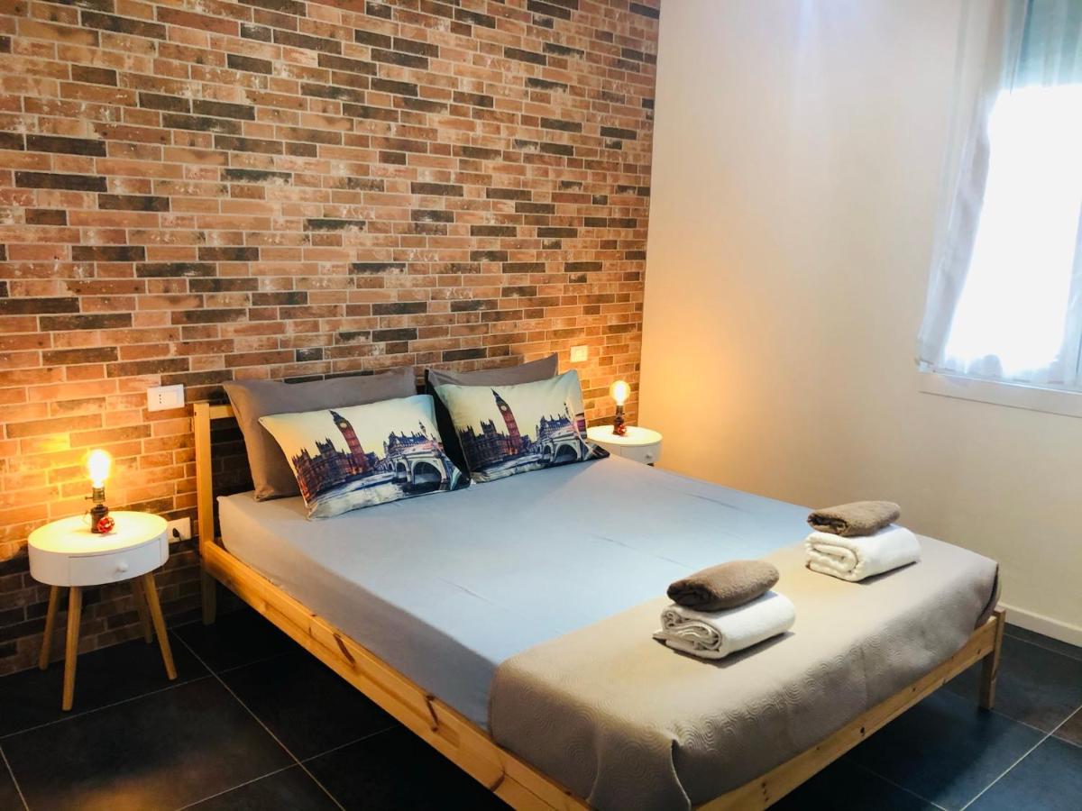 Appartement Blaxej, Nel Cuore Di Verona, Moderno Ed Elegante, 4 Posti Letto, Wi-Fi, Self Check In Extérieur photo