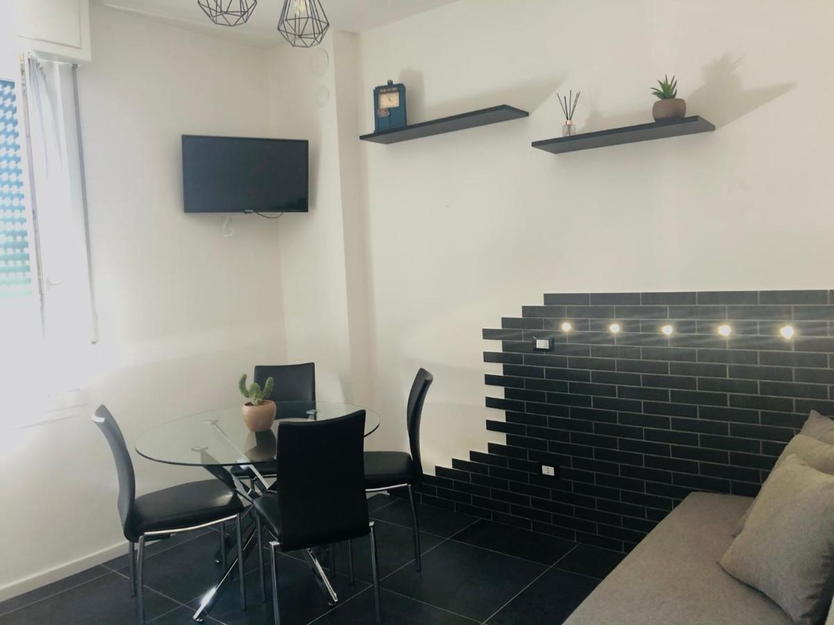 Appartement Blaxej, Nel Cuore Di Verona, Moderno Ed Elegante, 4 Posti Letto, Wi-Fi, Self Check In Extérieur photo