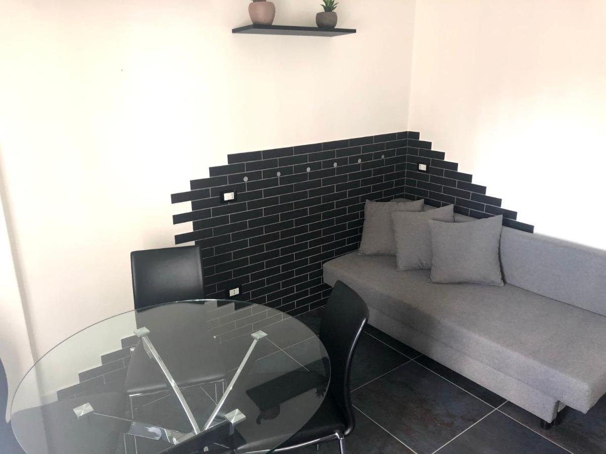 Appartement Blaxej, Nel Cuore Di Verona, Moderno Ed Elegante, 4 Posti Letto, Wi-Fi, Self Check In Extérieur photo
